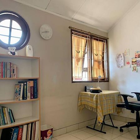 Guest House Sakura F3 Bogor Exterior foto